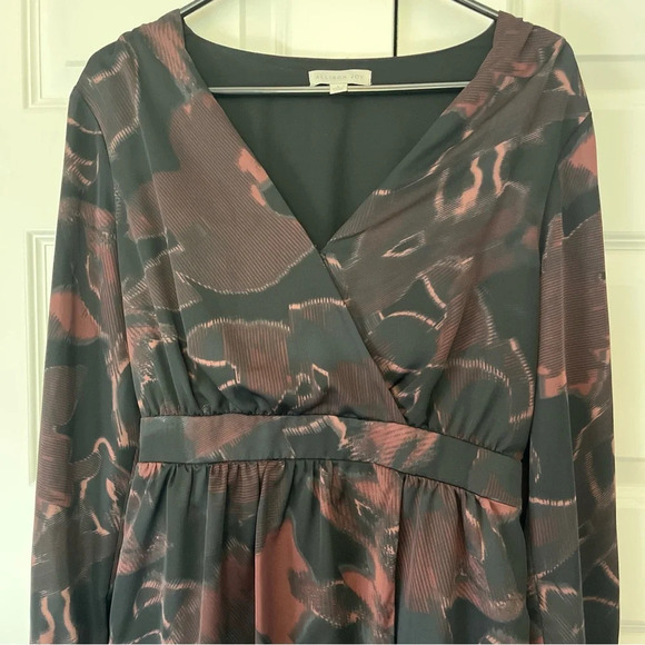 Evereve ALLISON JOY Sasha Surplice Mini Dress! L E29 - Picture 4 of 8